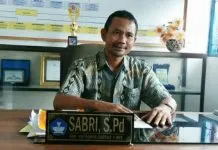 136 Siswa SMKN 02 Bombana Siap Ikuti UNBK Kepala SMKN 02 Bombana Sabri
