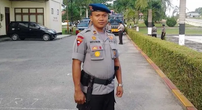 I_gusti_komang_sulastra Kapolsek Tinanggea Ajun Komisaris Polisi (AKP) I Gusti Komang Sulastra