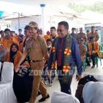 Lepas Mahasiswa KKN di Konkep, Rektor UHO: Semoga Mereka Bisa Bermanfaat Lepas Mahasiswa KKN di Konkep, Rektor UHO: Semoga Mereka Bisa Bermanfaat