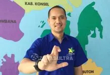 XL Berikan Wifi Gratis Setahun ke Poltekes Gizi Kendari Regional Sales Manager XL Axiata area Sultra, Wahid Ramlan