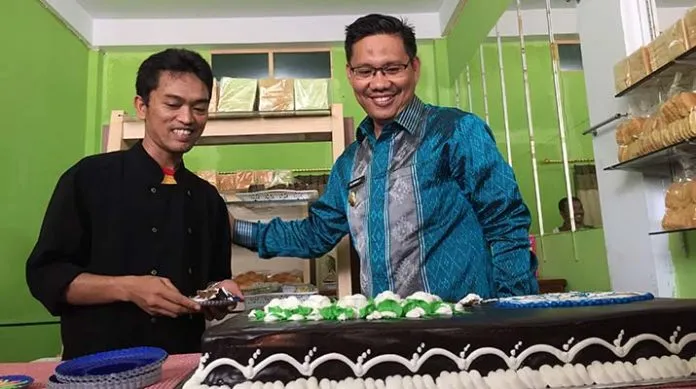 Launching Anisa Bakery, Sulkarnain: Pengusaha Lokal Harus Didukung