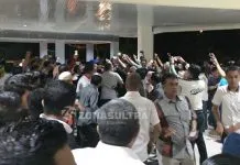 Asrun dan ADP Diterbangkan ke Jakarta dengan Lion Air Asrun dan ADP Diterbangkan ke Jakarta dengan Lion Air