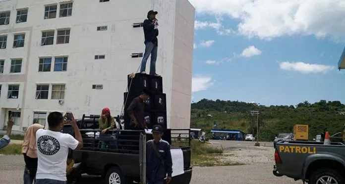 Program HKM di Buton Dinilai Bermasalah, Kantor Bupati Didemo Warga