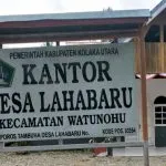 4 Bulan Tak Bayar Honor Aparat, Kades Lahabaru Kolut Diduga Tilep DD Kantor desa Lahabaru, Kecamatan Watunohu, Kabupaten Kolaka Utara