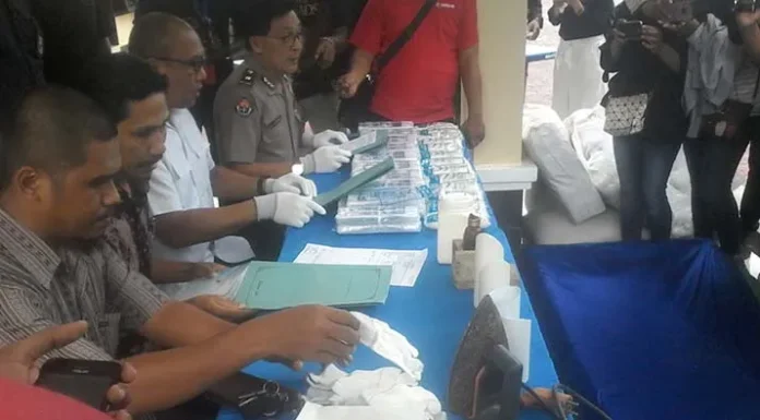 Polda Sultra Ungkap Kasus 50 Ton Garam Ilegal Jeneponto Beryodium