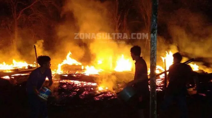 kebakaran_konawe Ditinggal ke Tetangga, Satu Rumah Warga di Konawe Ludes Terbakar