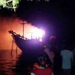 kebakaran+kapal