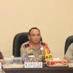 Komisioner Kompolnas Nilai Polda Sultra Paling Siap Hadapi Pilkada Serentak 2018 Komisioner Kompolnas Nilai Polda Sultra Paling Siap Hadapi Pilkada Serentak 2018