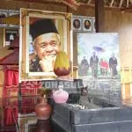 Menelusuri Rumah Mbah Maridjan di Kaki Gunung Merapi Menelusuri Rumah Mbah Maridjan di Kaki Gunung Merapi