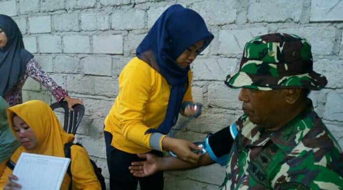 Jumat Barokah, Dinkes dan DPPKB Konut Gelar Pengobatan Gratis