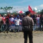 Deklarasi Kampanye Damai di Kolaka, Pendukung Paslon Sempat Memanas Deklarasi Kampanye Damai di Kolaka, Pendukung Paslon Sempat Memanas