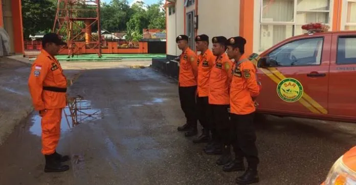 Kapal Pemancing Ikan Patah Gearbox di Saponda Laut