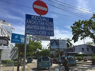 Sistem Satu Jalur di Mall Mandonga Tidak Berjalan Efektif