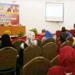 Perawat di Sultra Dibekali SIMK dan Sunat Tanpa Jarum Perawat di Sultra Dibekali SIMK dan Sunat Tanpa Jarum