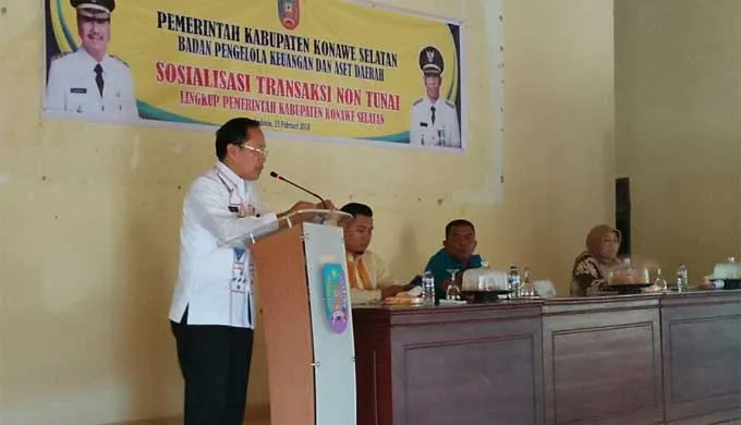 sosialisasi Pemda Konsel Sosialisasikan Transaksi Non Tunai