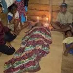 Kumpul Keluarga, Ibu dan Anak di Muna Tersambar Petir Kumpul Keluarga, Ibu dan Anak di Muna Tersambar Petir