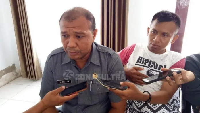 Ketua Komisi I DPRD Muna Awal Jaya Bolombo