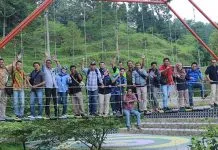 Mengenal PT Antam Tbk, Melihat Indonesia