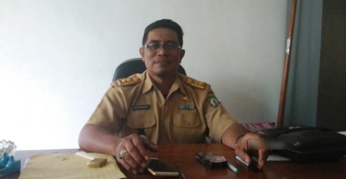 Camat Rarowatu Utara Awaluddin Madaeng