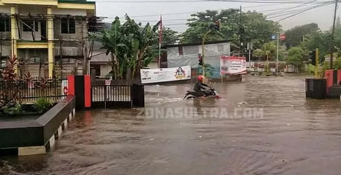Diguyur Hujan, Sejumlah Rumah Warga di Baubau Terendam Banjir
