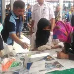 BNN Kolaka Tes Urine Warga Binaan Rutan Kolaka yang Dicurigai Gunakan Narkoba BNN Kolaka Tes Urine Warga Binaan Rutan Kolaka yang Dicurigai Gunakan Narkoba