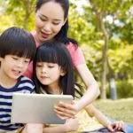 Limpahkan Cinta dan Kasih Sayang, Kurangi Anak Gunakan Gadget ilustrasi gadget