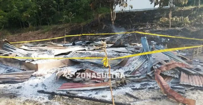 Satu Kantor Desa di Kolut Ludes Terbakar