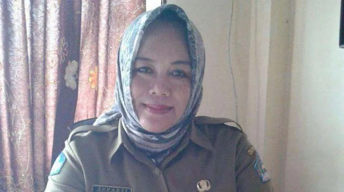 Kepala SDN 1 Baruga, Suparti