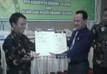 Antisipasi Masalah Hukum KPUD Konsel MoU dengan Kejari Antisipasi Masalah Hukum KPUD Konsel MOU dengan Kejari