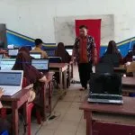 Terkendala Aplikasi, MTsN 2 Bombana Terancam Gagal UAMBNBK Terkendala Aplikasi, MTsN 2 Bombana Terancam Gagal UAMBNBK