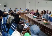 Ratusan Nelayan di Buton Datangi Kantor DPRD, Ternyata Ini Penyebabnya Ratusan Nelayan di Buton Datangi Kantor DPRD, Ternyata Ini Penyebabnya