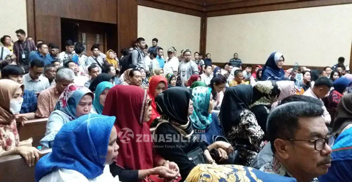 Nur Alam Dihukum 12 Tahun Penjara dan Denda 1 Miliar
