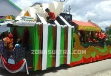 Ribuan Kafilah Semarakkan Pawai Taaruf MTQ XXVII Ribuan Kafilah Semarakkan Pawai Taaruf MTQ XXVII