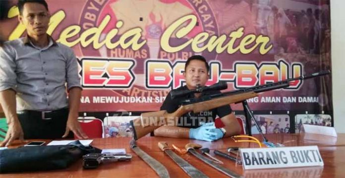 Empat Pemuda Pembawa Sajam Diciduk Polisi