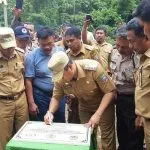 Dialiri Listrik, Warga Desa Pondoa Konut Akhirnya Bebas dari Kegelapan Dialiri Listrik, Warga Desa Pondoa Konut Akhirnya Bebas dari Kegelapan