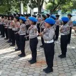 Polres Bombana Bina Siswa SD Jadi Polisi Cilik Polres Bombana Bina Siswa SD Jadi Polisi Cilik