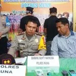 Melawan Saat Ditangkap, Pengedar Narkoba di Muna Ditembak Kakinya Melawan Saat Ditangkap, Pengedar Narkoba di Muna Ditembak Kakinya