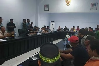 Diduga Serobot Lahan, Warga Minta Aktivitas PT Jhonlin Dihentikan
