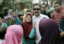 Rusda-Sjafei Janji Akan Kembangkan SDM di Wakatobi Rusda-Sjafei Janji Akan Kembangkan SDM di Wakatobi