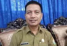 SMAN 4 Kendari Pastikan Tak Ada Kendala Pelaksanaan UNBK 2018 Kepala SMAN 4 Kendari Ruslan