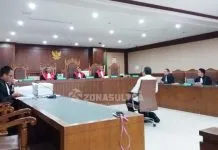 Nur Alam Dituntut 18 Tahun Penjara Nur Alam Dituntut 18 Tahun Penjara