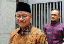 Usai Umroh, Bupati Konsel Langsung Jenguk Asrun Bupati Konawe Selatan (Konsel) Surunuddin Dangga