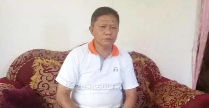 La Rianta adalah Kepala Bagian (Kabag) Persidangan di kantor Dewan Perwakilan Rakyat Daerah (DPRD) Kabupaten Buton