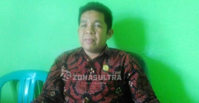 Kepala Bidang Pendidikan Dasar, Dinas Pendidikan dan Kebudayaan (Dikbud) Kabupaten Mubar, La Umbas