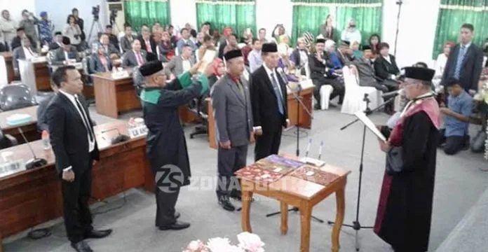 Pimpinan DPRD Baubau Resmi PAW