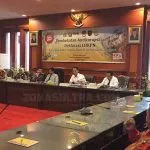 Belasan Paslon Kada di Sultra Tak Hadiri Deklarasi Antikorupsi Bersama KPK Belasan Paslon Kada di Sultra Tak Hadiri Deklarasi Antikorupsi Bersama KPK