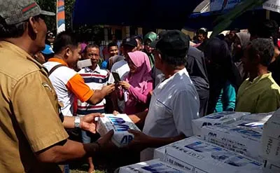 Rayakan Hari Bakti Karantina, BKIPM Kendari Bagi-bagi 3 Ton Ikan Tongkol