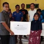 Gandeng LPS, Haerul Saleh Beri Bantuan ke Beberapa Desa di Kolut Gandeng LPS, Haerul Saleh Beri Bantuan ke Beberapa Desa di Kolut