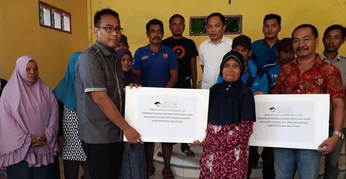 Gandeng LPS, Haerul Saleh Beri Bantuan ke Beberapa Desa di Kolut