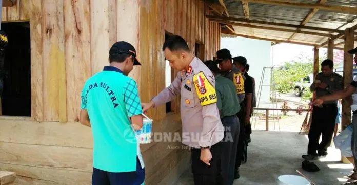 cat1 Kapolres Bombana Apresiasi Personelnya yang Bangun Musala di Desa Tunas Baru